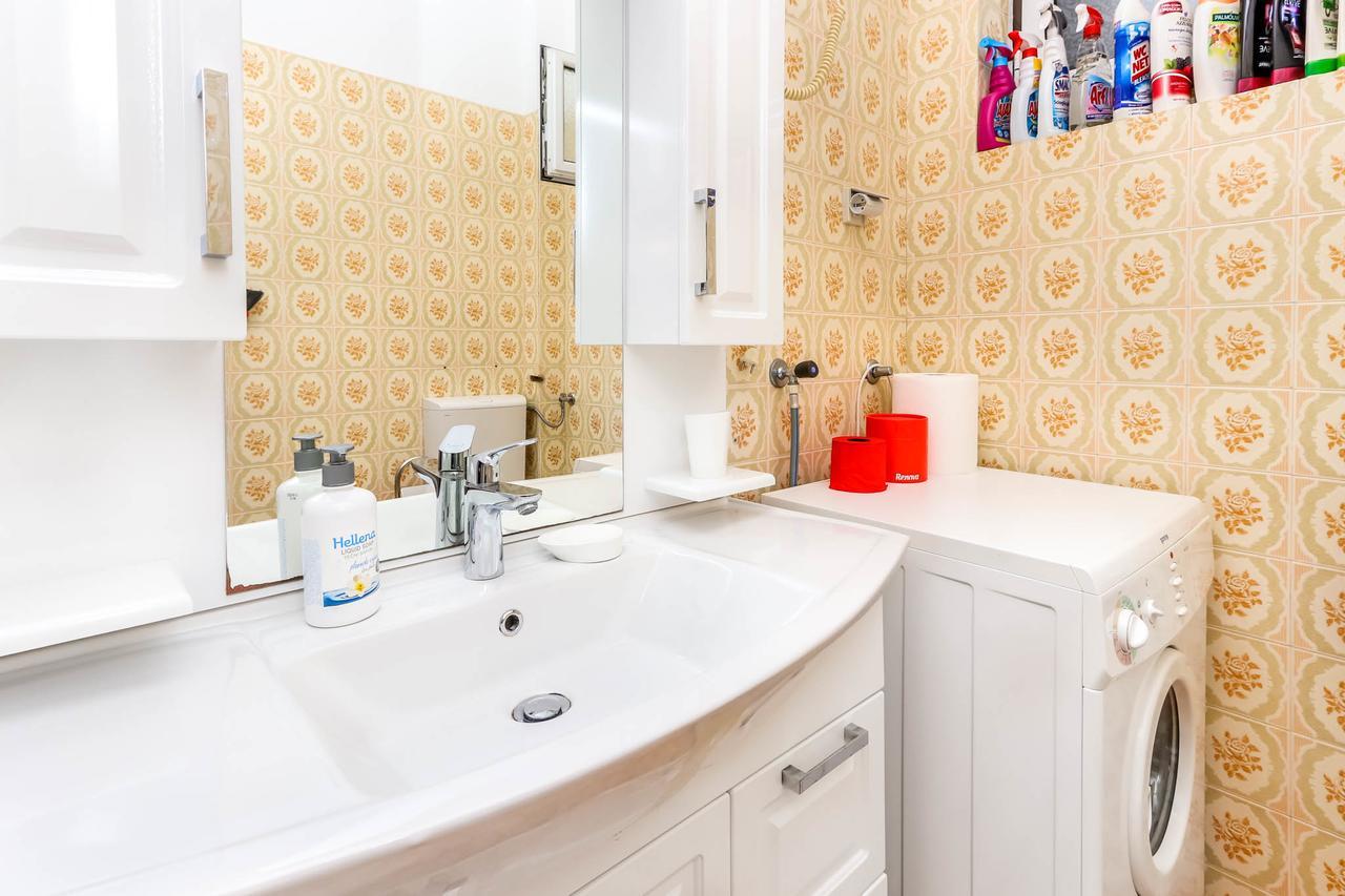 Guest House Darka Биела Экстерьер фото